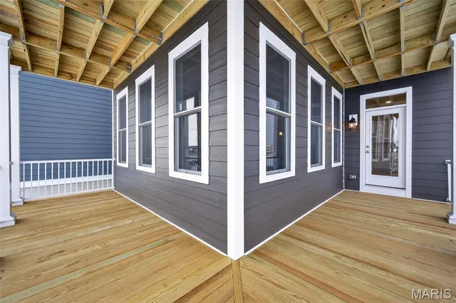 $633,965 | 210 Marais Temps Clair Drive, St. Charles, MO 63301