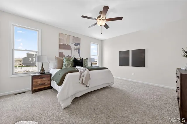 $633,965 | 210 Marais Temps Clair Drive, St. Charles, MO 63301