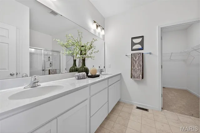 $633,965 | 210 Marais Temps Clair Drive, St. Charles, MO 63301