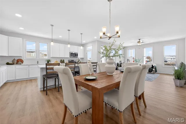 $633,965 | 210 Marais Temps Clair Drive, St. Charles, MO 63301