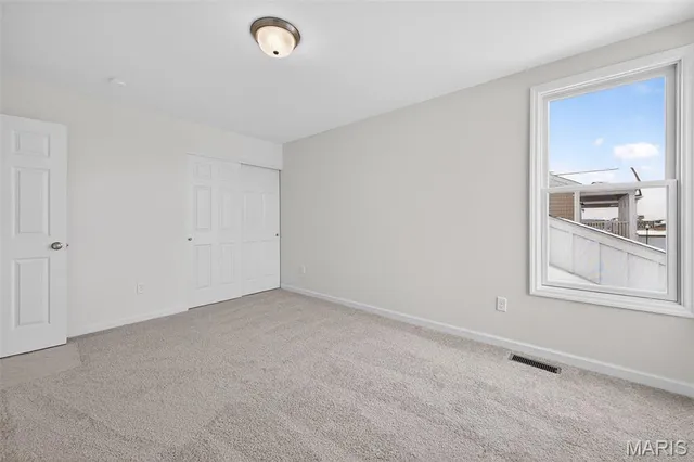 $633,965 | 210 Marais Temps Clair Drive, St. Charles, MO 63301