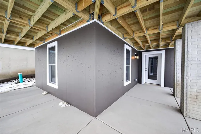 $633,965 | 210 Marais Temps Clair Drive, St. Charles, MO 63301