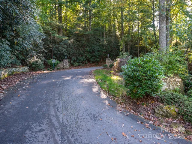 $1,675,000 | 149 Thrashing Rock Drive, Hendersonville, NC 28739