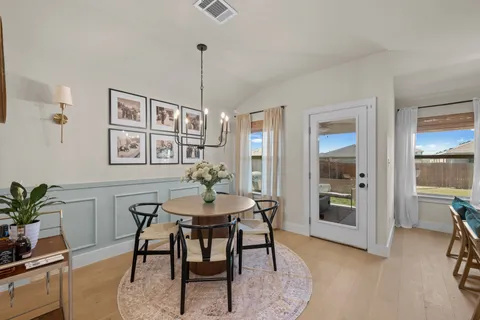 $299,800 | 12425 Ostrich Trail, Manor, TX 78653