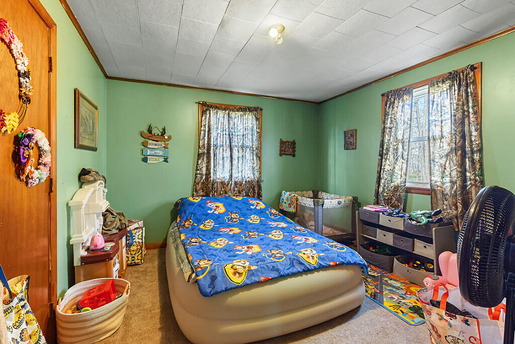18 Sebasticook Drive Clinton, ME 04927 - Photo 32 of 47 32_BP5A0027_DxO_mls