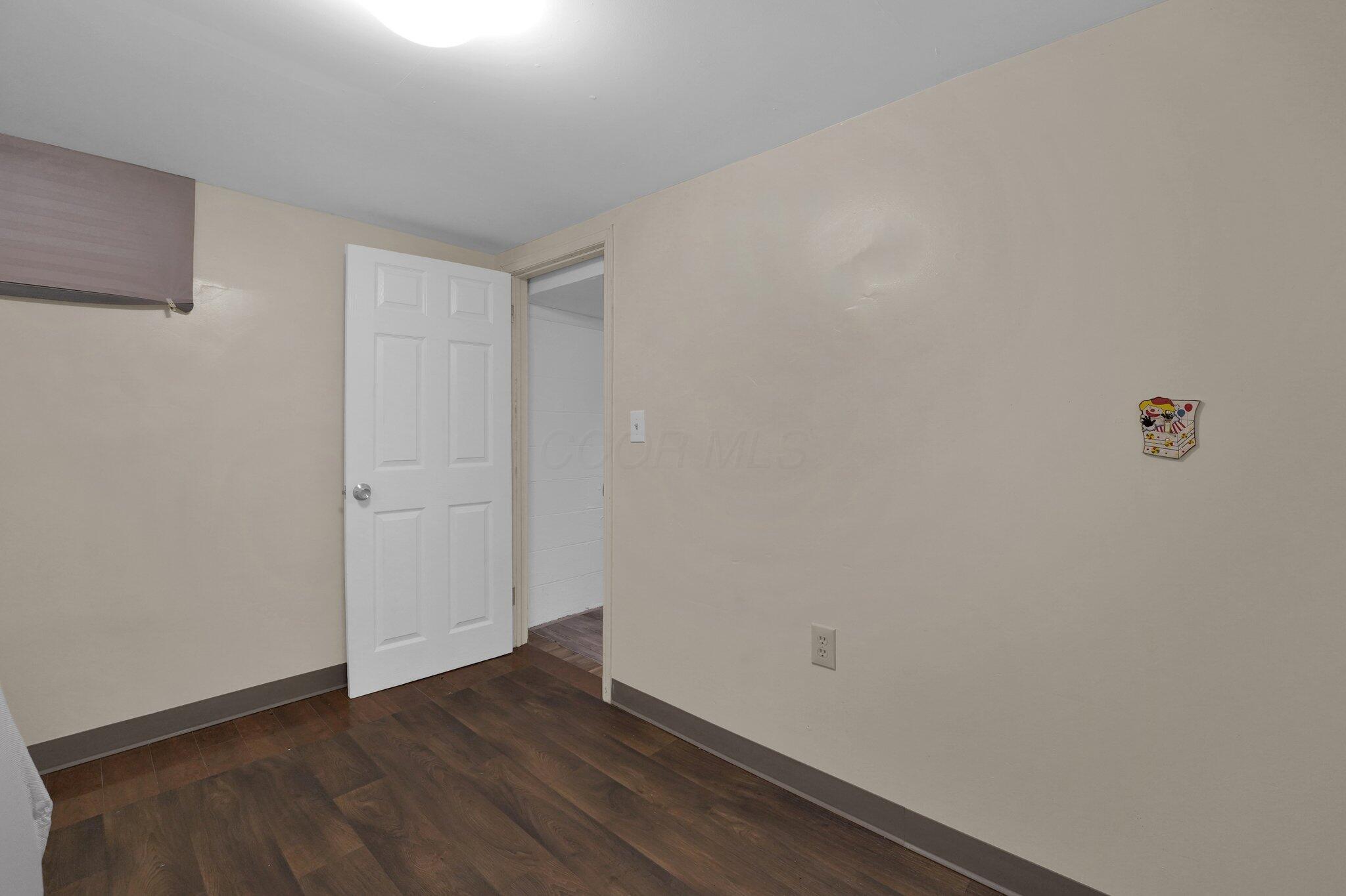 5738 Beechcroft Road, Unit L Columbus, OH 43229 - Photo 20 of 25 20-web-or-mls-5738-beechcroft-rd-unit-l