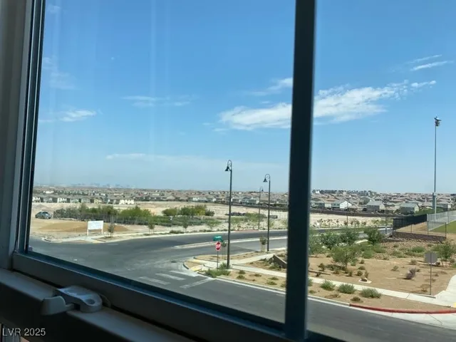 $2,050 | 2757 Abrantes Place, Henderson, NV 89044