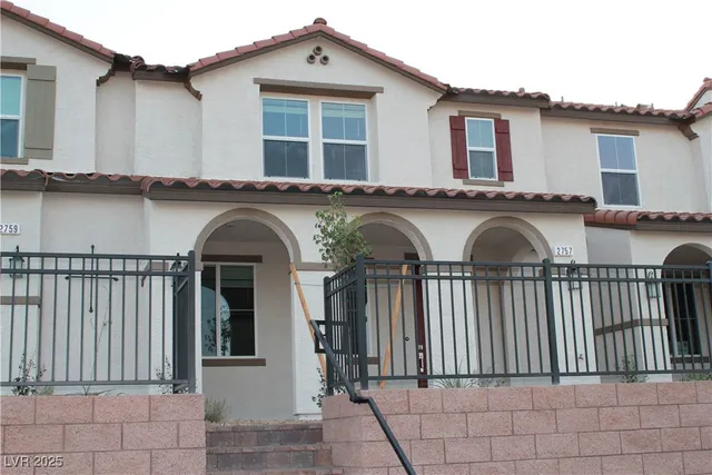$2,050 | 2757 Abrantes Place, Henderson, NV 89044
