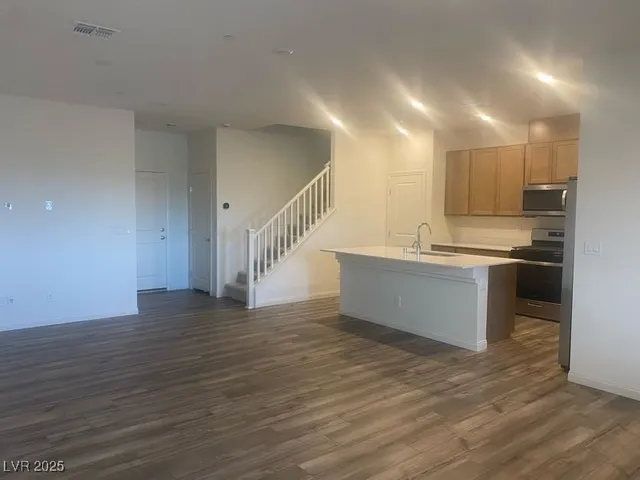 $2,050 | 2757 Abrantes Place, Henderson, NV 89044