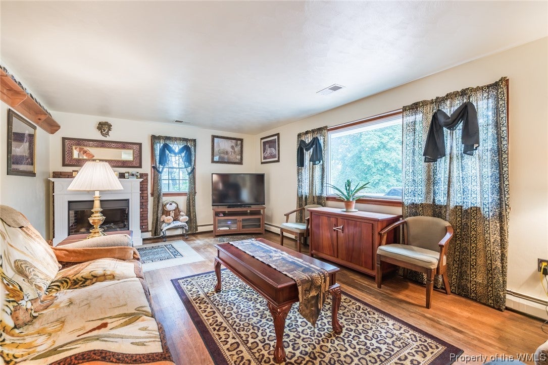 6544 Williams Landing Road Hayes, VA 23072 - Photo 5 of 20 Gallery Image 5