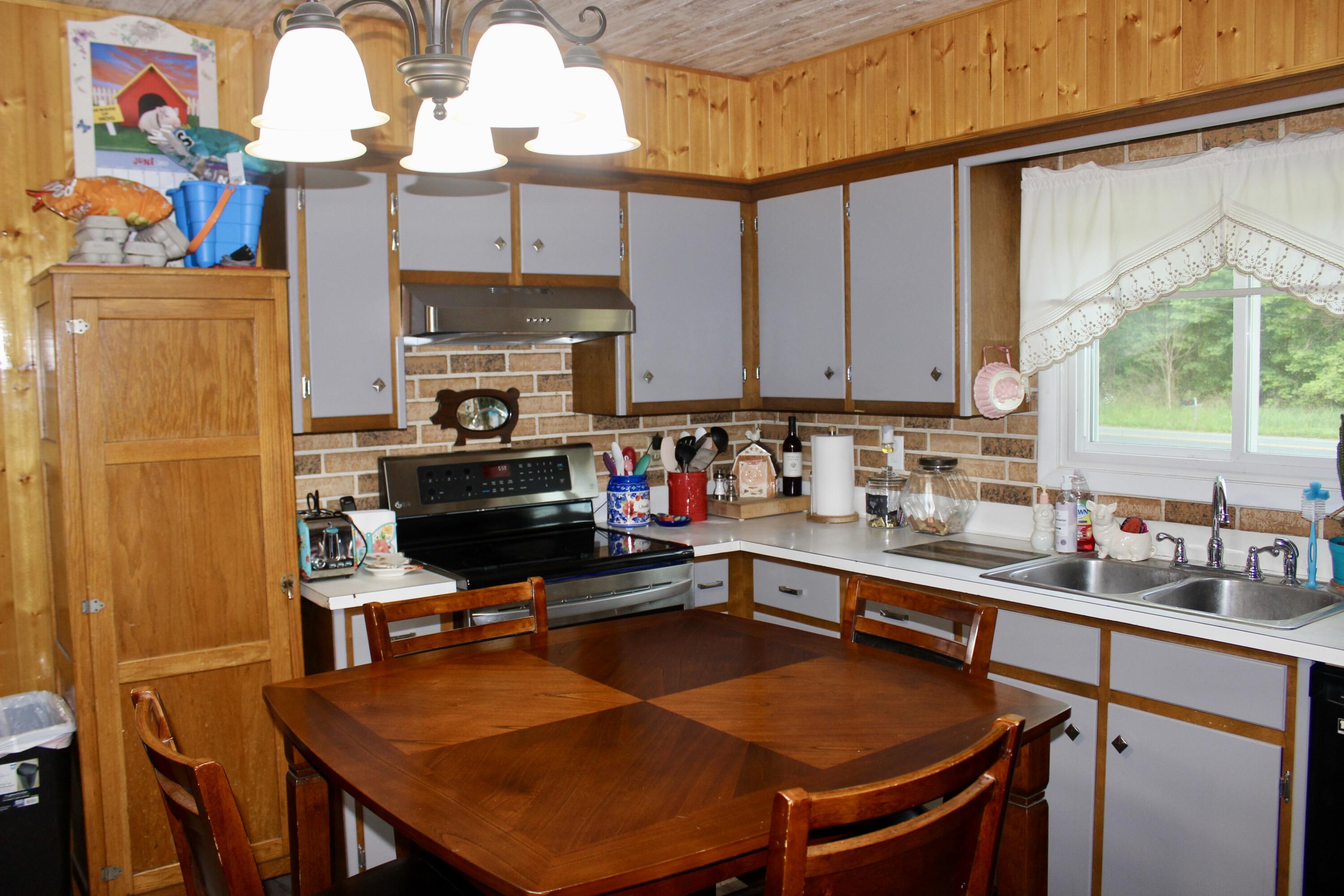 6925 Ravine Road Kalamazoo, MI 49009 - Photo 15 of 28 IMG_2710