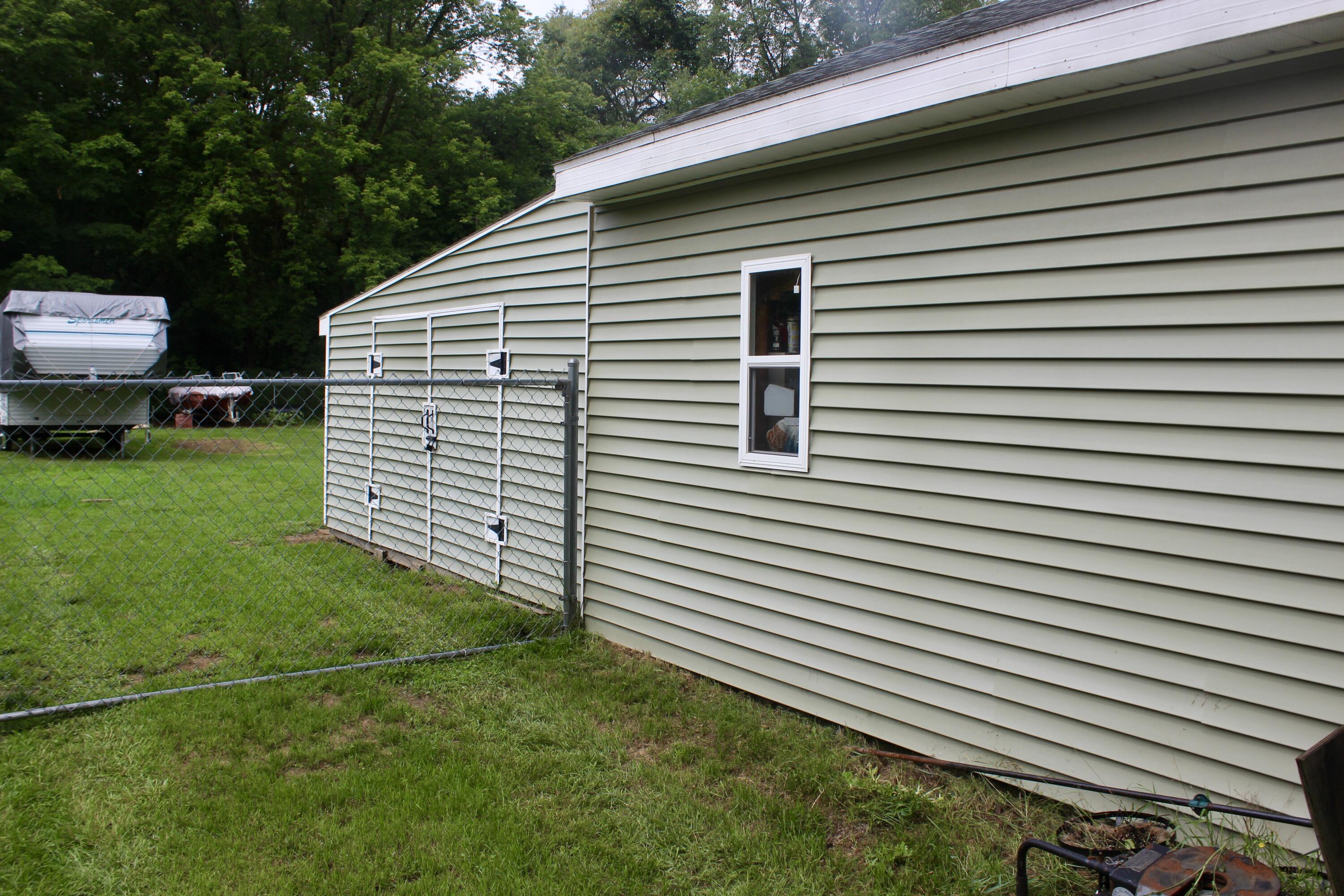 6925 Ravine Road Kalamazoo, MI 49009 - Photo 4 of 28 IMG_2678