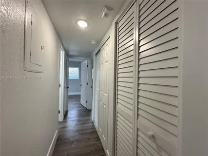 $1,995 | 2910 Pierce Street, Unit 101, Hollywood, FL 33020