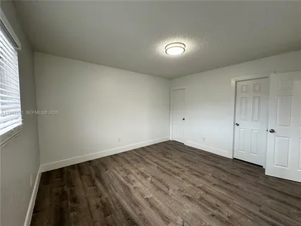 $1,995 | 2910 Pierce Street, Unit 101, Hollywood, FL 33020