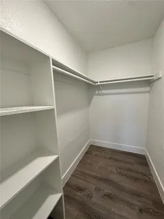 $1,995 | 2910 Pierce Street, Unit 101, Hollywood, FL 33020