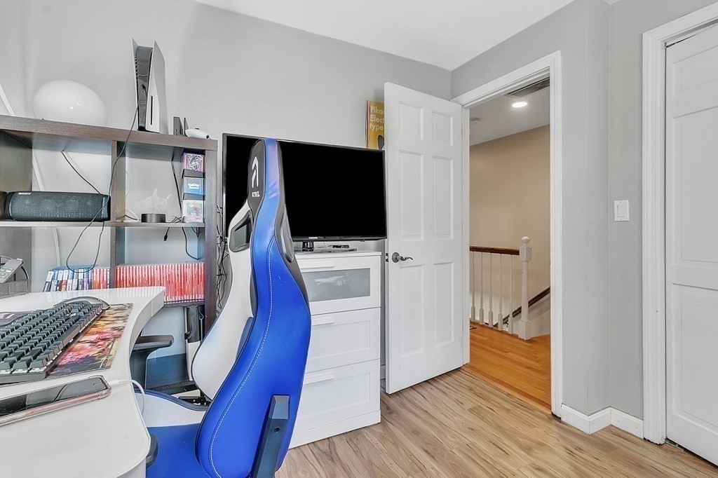 204 Hillside Road Southwick, MA 01077 - Photo 16 of 41 Gallery Image 16