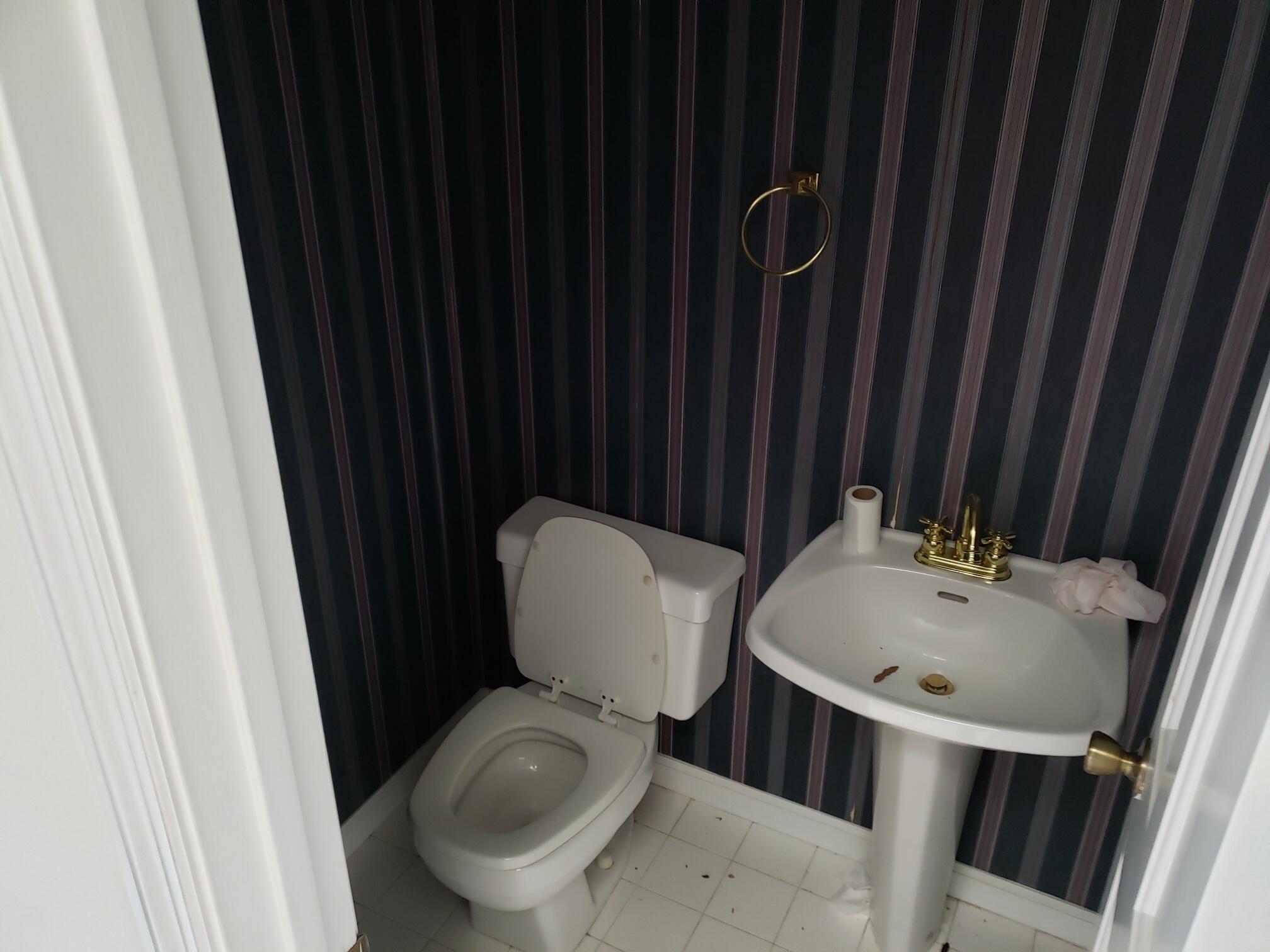 105 Stanfield Road LaFayette, GA 30728 - Photo 9 of 15 20241119_152606_resized_1