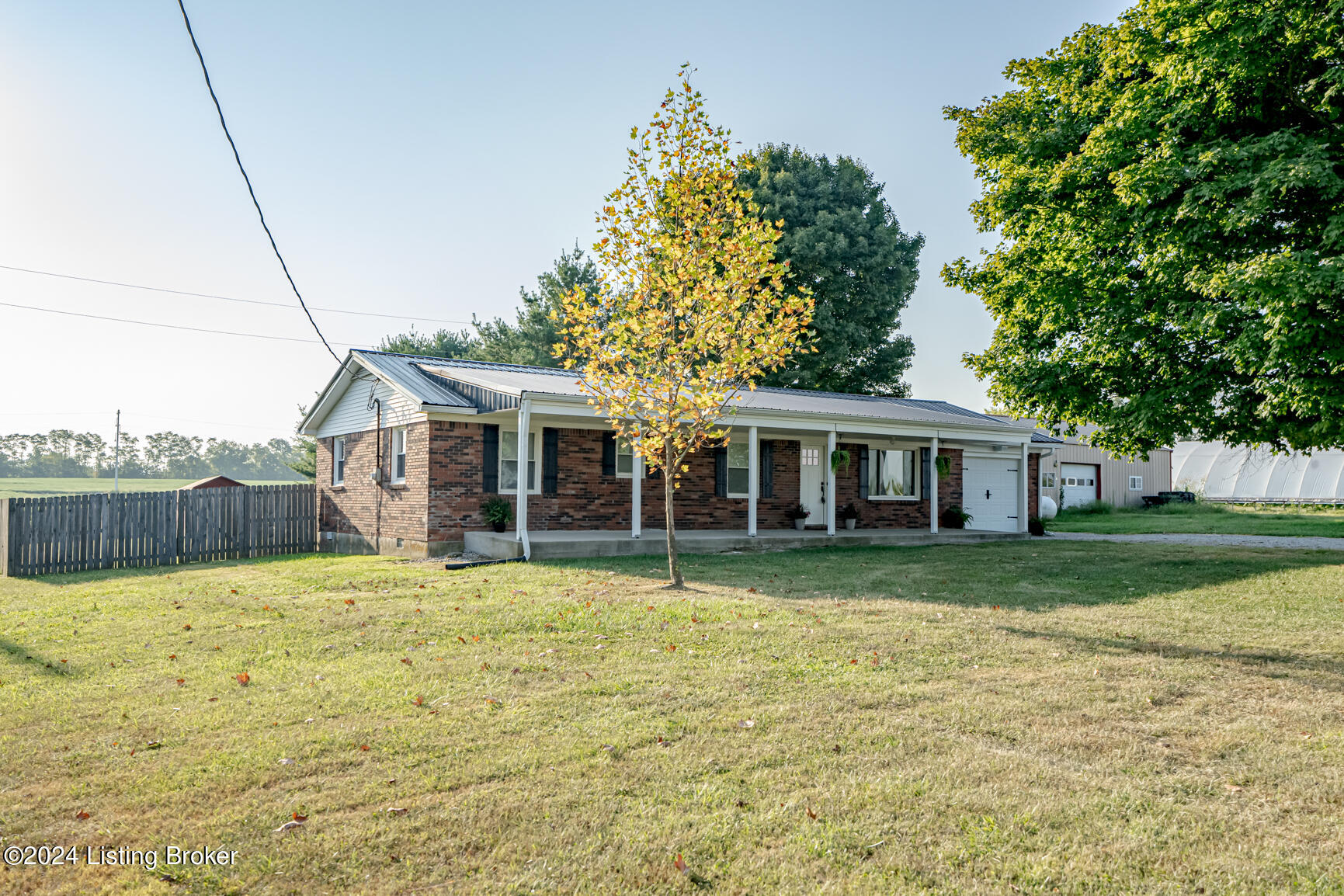 996 Stapleton Road Bagdad, KY 40003 - Photo 3 of 44 DSC03577