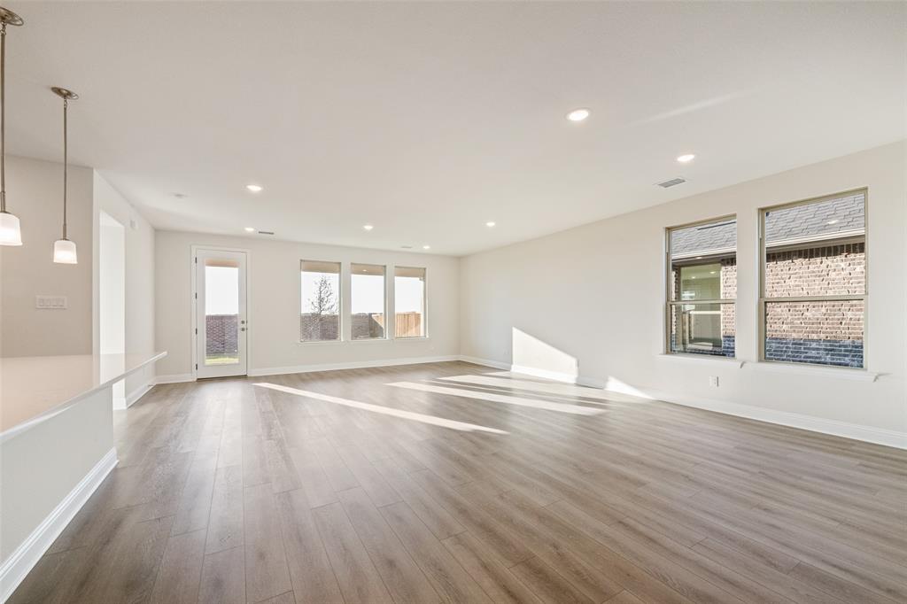 2012 Beeflower Street Celina, TX 75009 - Photo 6 of 23