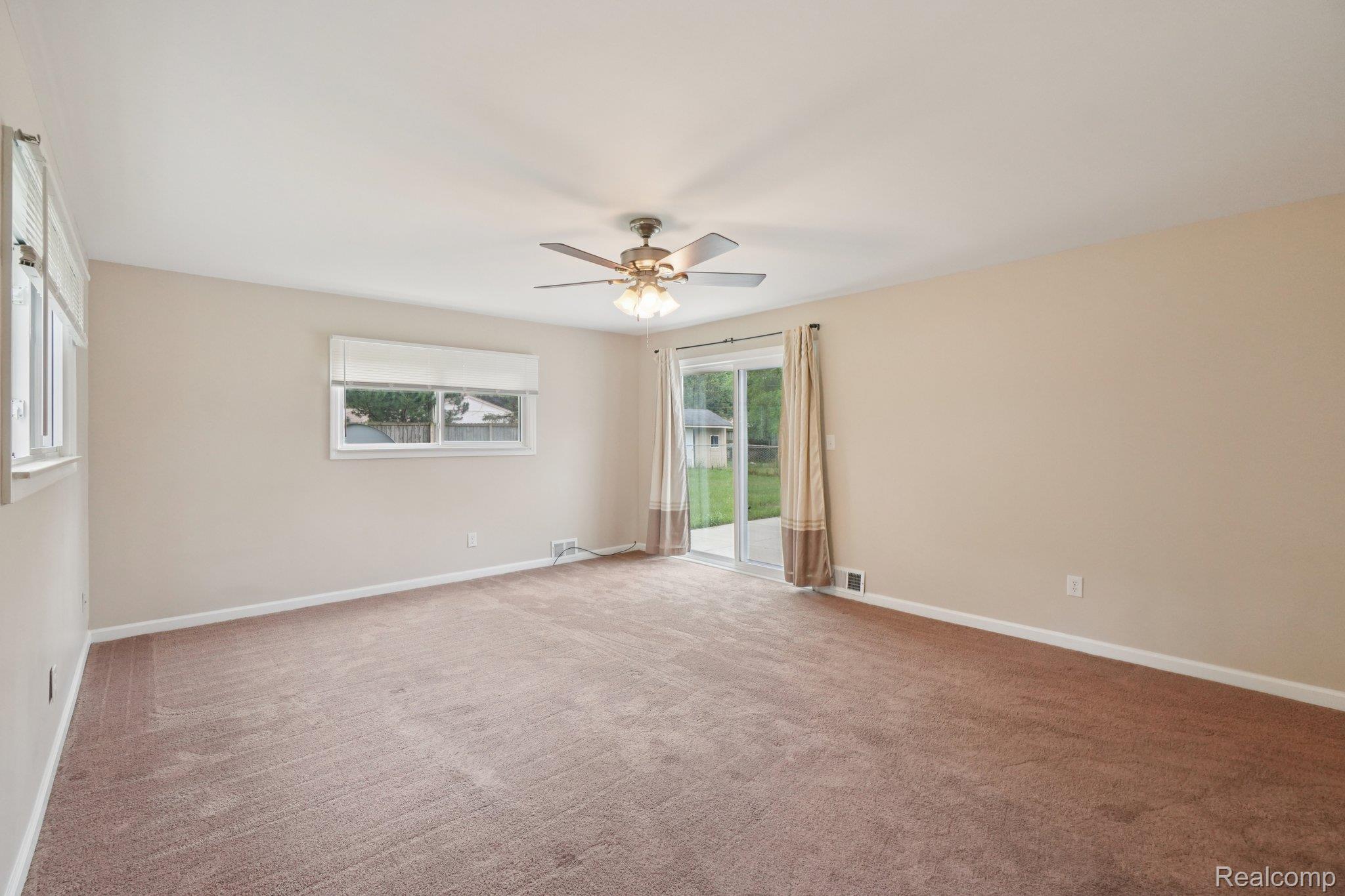 1096 Truwood Avenue Rochester, MI 48307 - Photo 15 of 23