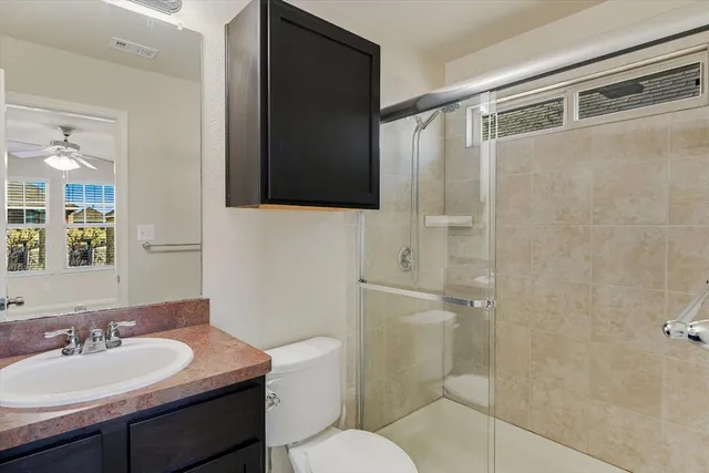 $1,650 | 4609 Esper Lane, Unit 323, Austin, TX 78725