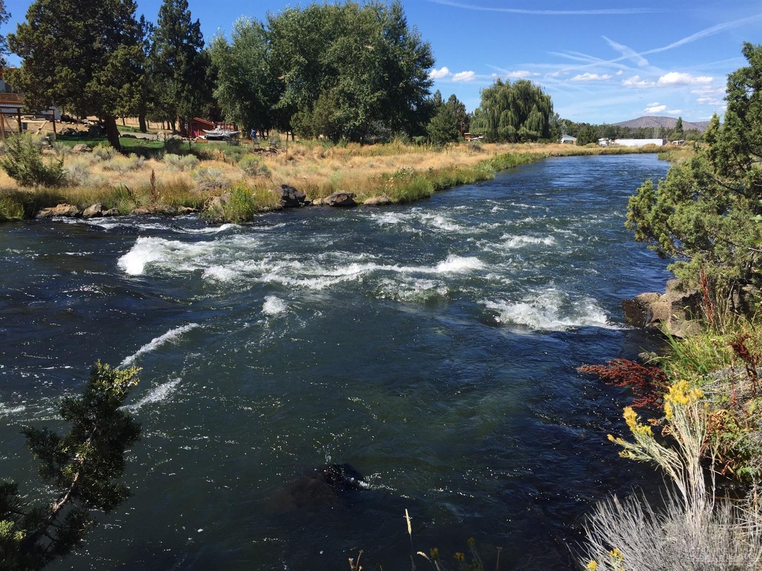 2017 Southwest Gift Road Bend, OR 97703 - Photo 10 of 21 Gallery Image 10