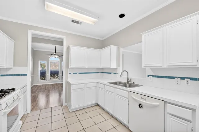 $465,000 | 4012 La Paz Court, Plano, TX 75074