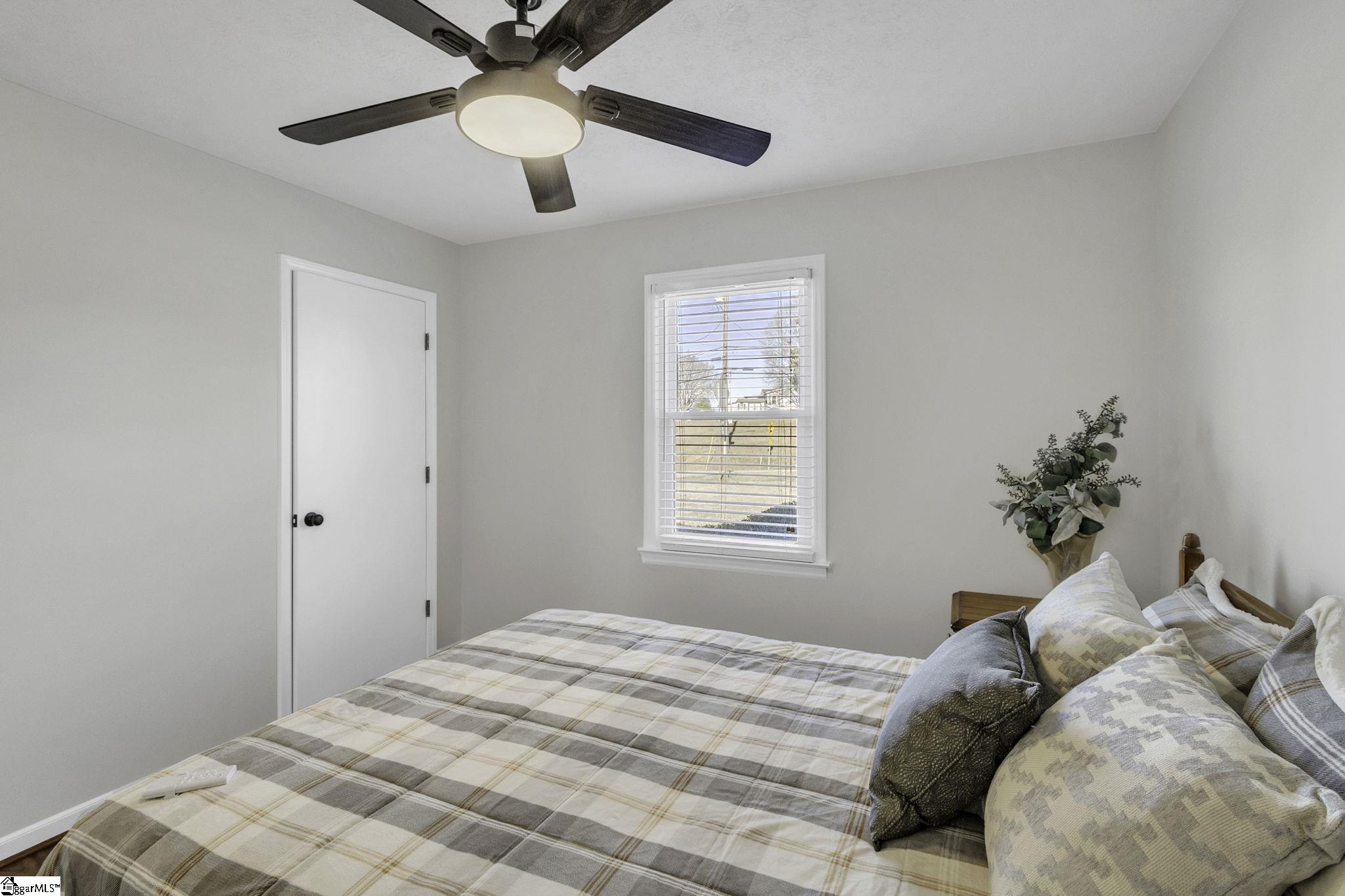 1344 Saluda Dam Road Easley, SC 29640 - Photo 11 of 35