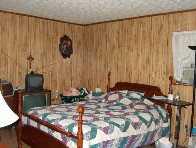 147 Mac Road Pickens, SC 29671 - Photo 6 of 8