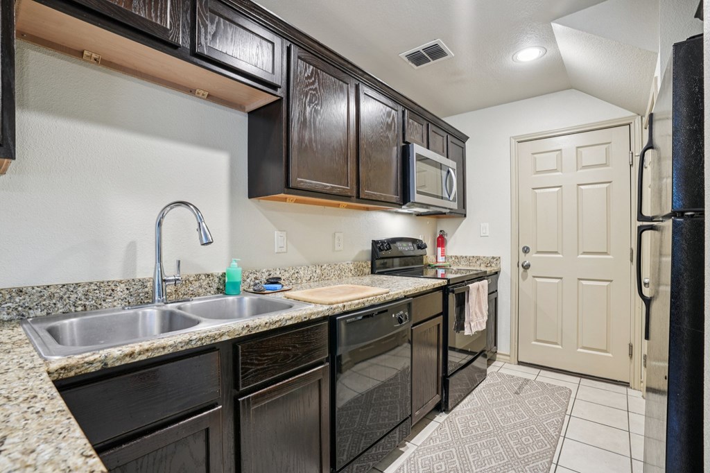 2312 A Sailing Way Kerrville, TX 78028 - Photo 11 of 29