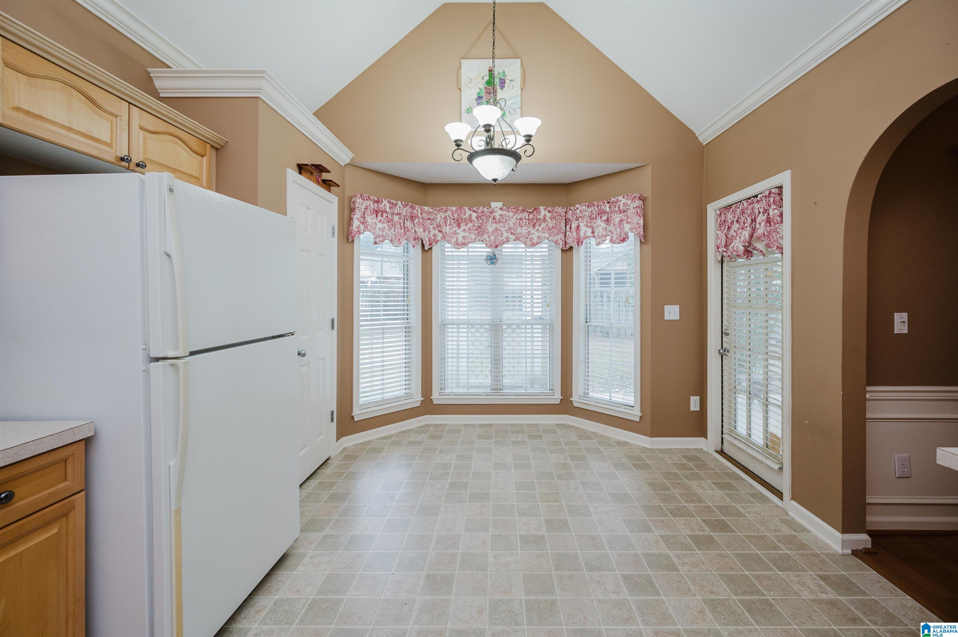 736 Barkley Circle Alabaster, AL 35007 - Photo 16 of 40