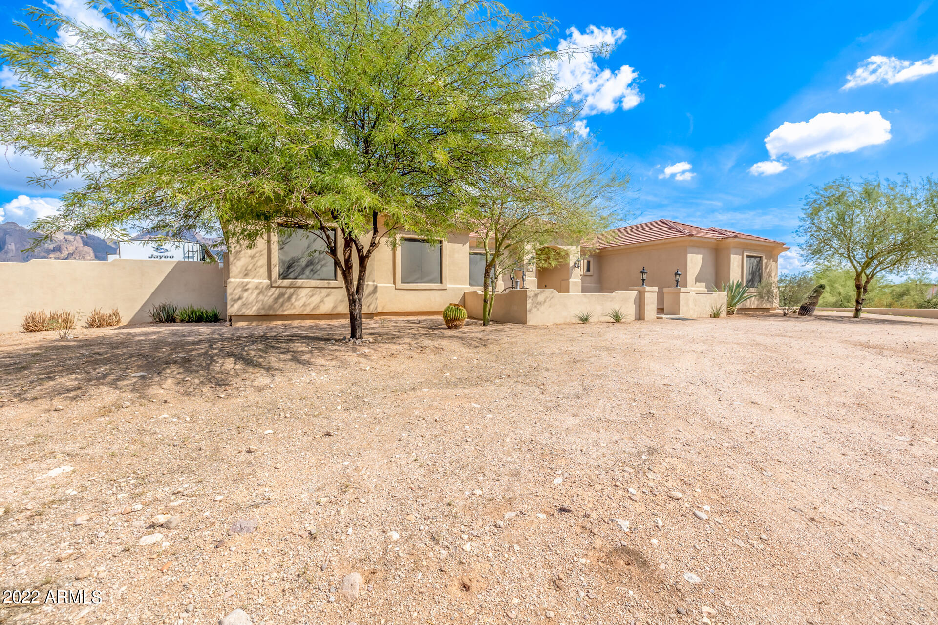 1879 North Hilton Road Apache Junction, AZ 85119 - Photo 15 of 89 08 - Hilton