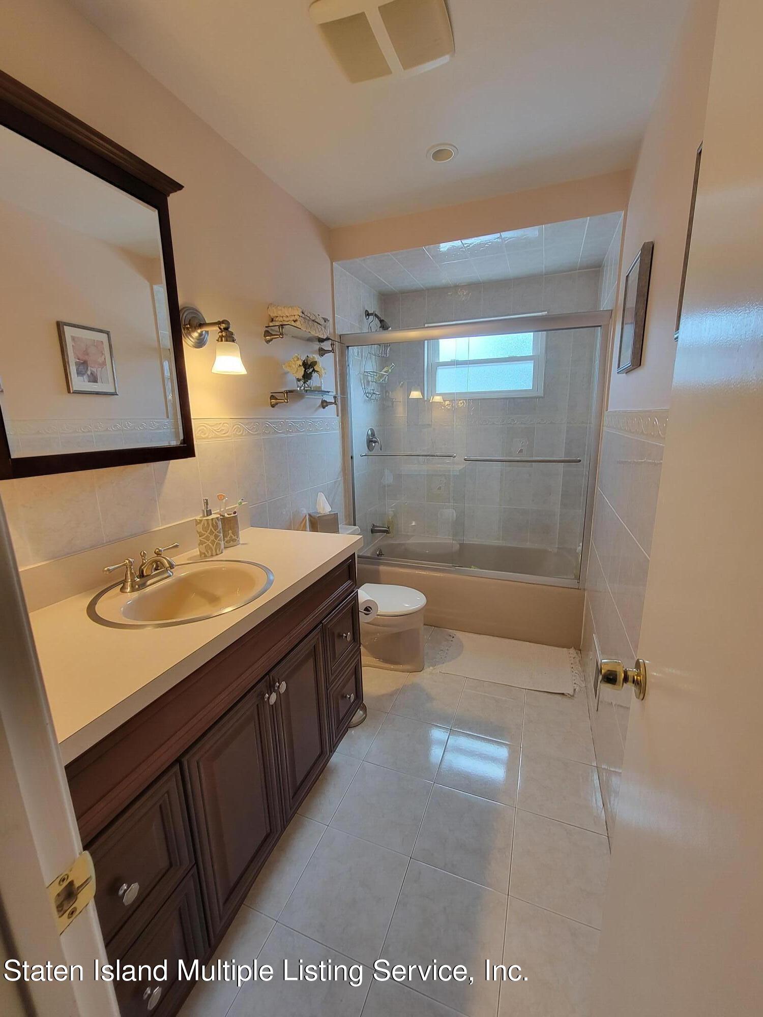 3 Melba Street Staten Island, NY 10314 - Photo 12 of 22 bath2_01