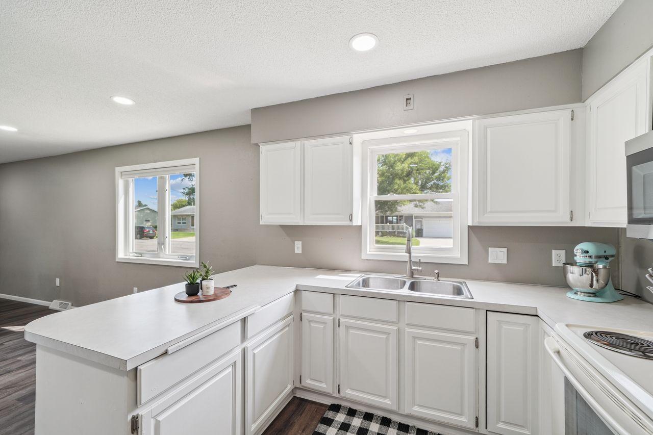 620 Ranchwood Drive Bird Island, MN 55310 - Photo 7 of 20 Gallery Image 7