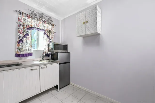 $360,000 | 1410 Martinique Drive, Hemet, CA 92543