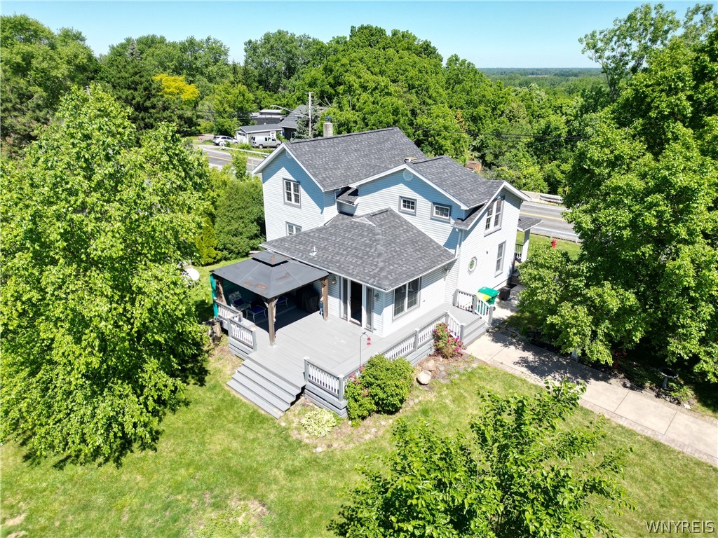 5294 Lower Mountain Road Lockport Town, NY 14094 - Photo 3 of 40