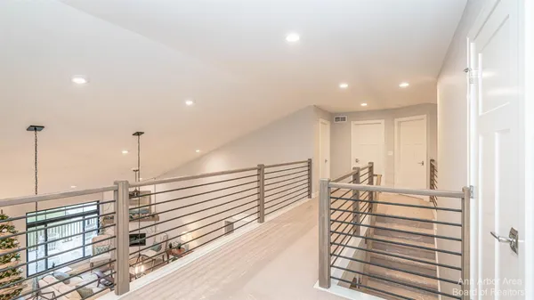 $697,702 | 1321 Gallery Pointe Drive, Saline, MI 48176