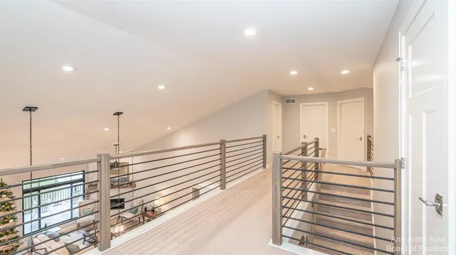 $697,702 | 1321 Gallery Pointe Drive, Saline, MI 48176