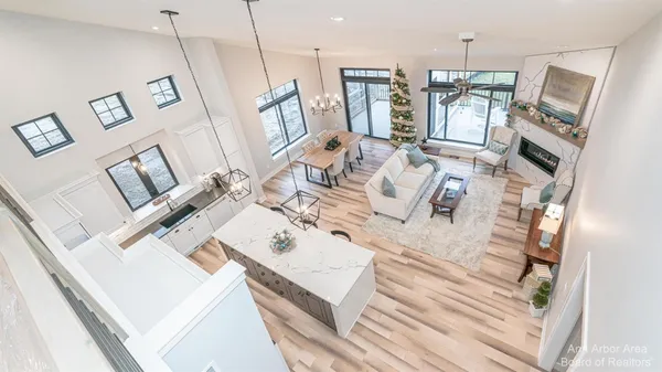 $697,702 | 1321 Gallery Pointe Drive, Saline, MI 48176
