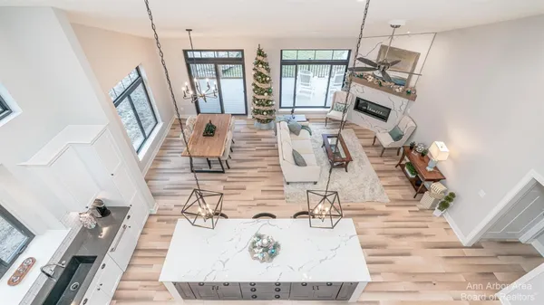 $697,702 | 1321 Gallery Pointe Drive, Saline, MI 48176