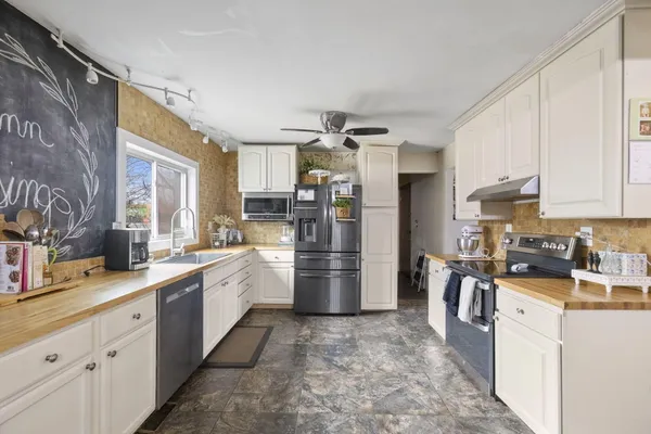 $1,300,000 | 10172 Highway 12, New Buffalo, MI 49117