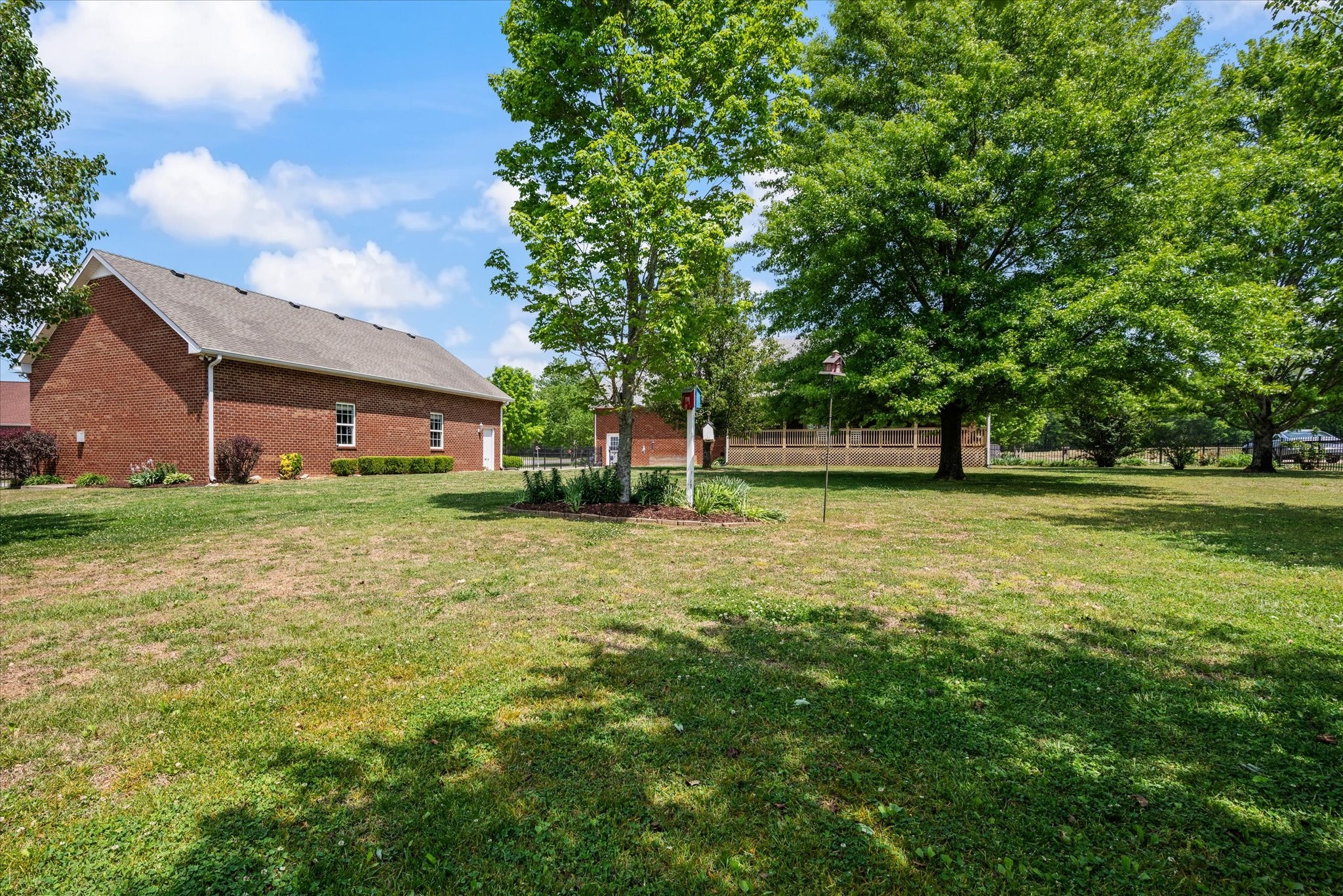637 Coopertown Road Unionville, TN 37180 - Photo 2 of 36