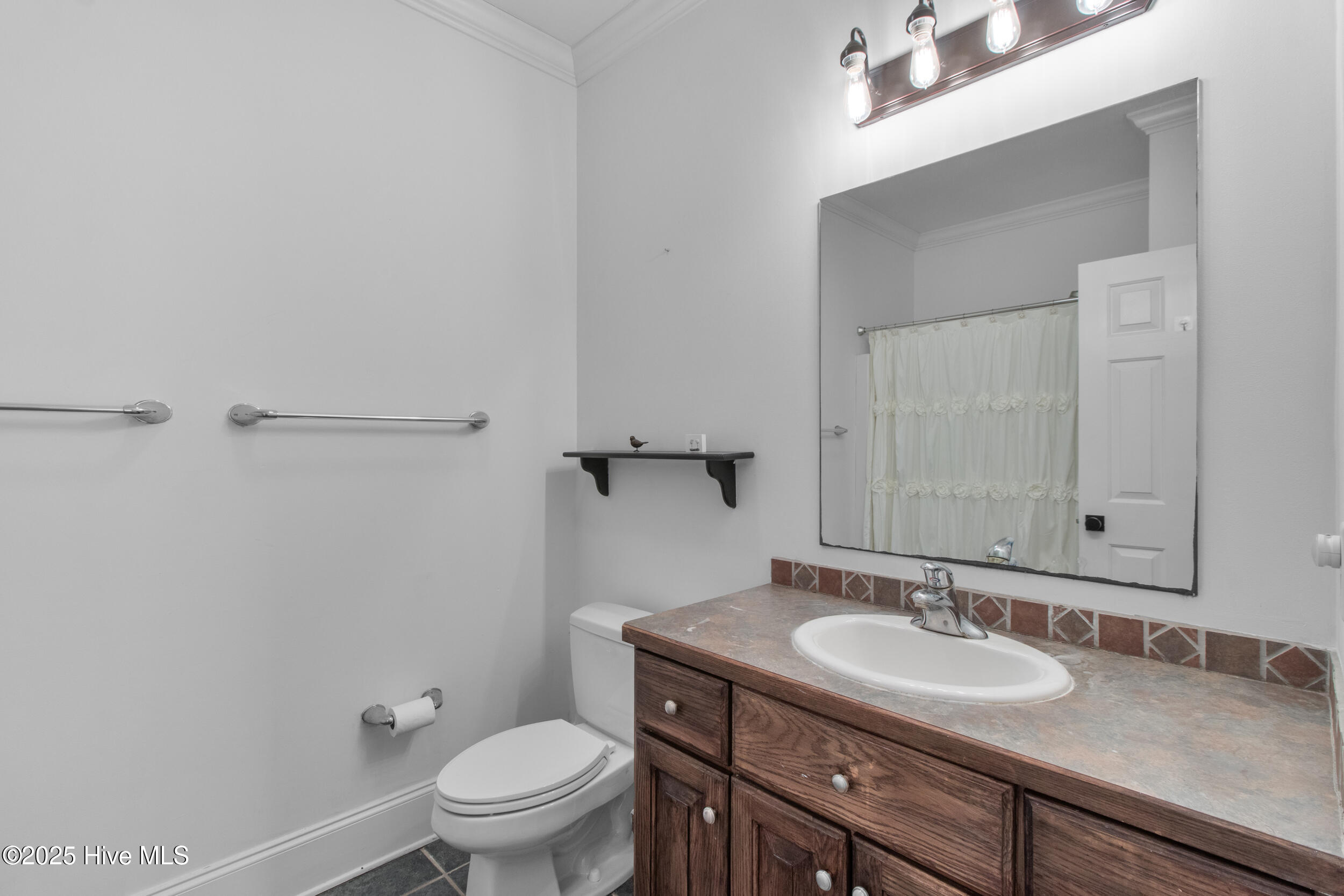 102 Mill Dam Road Hampstead, NC 28443 - Photo 25 of 58 37_bathroom