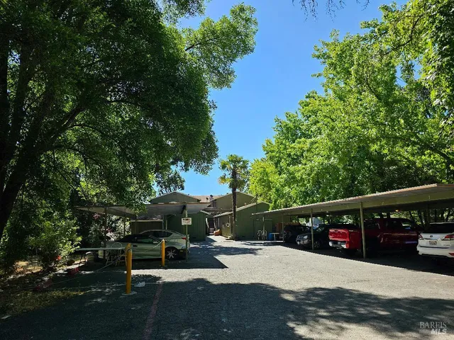 $1,695 | 1300 Pine Street, Unit 6, Calistoga, CA 94515