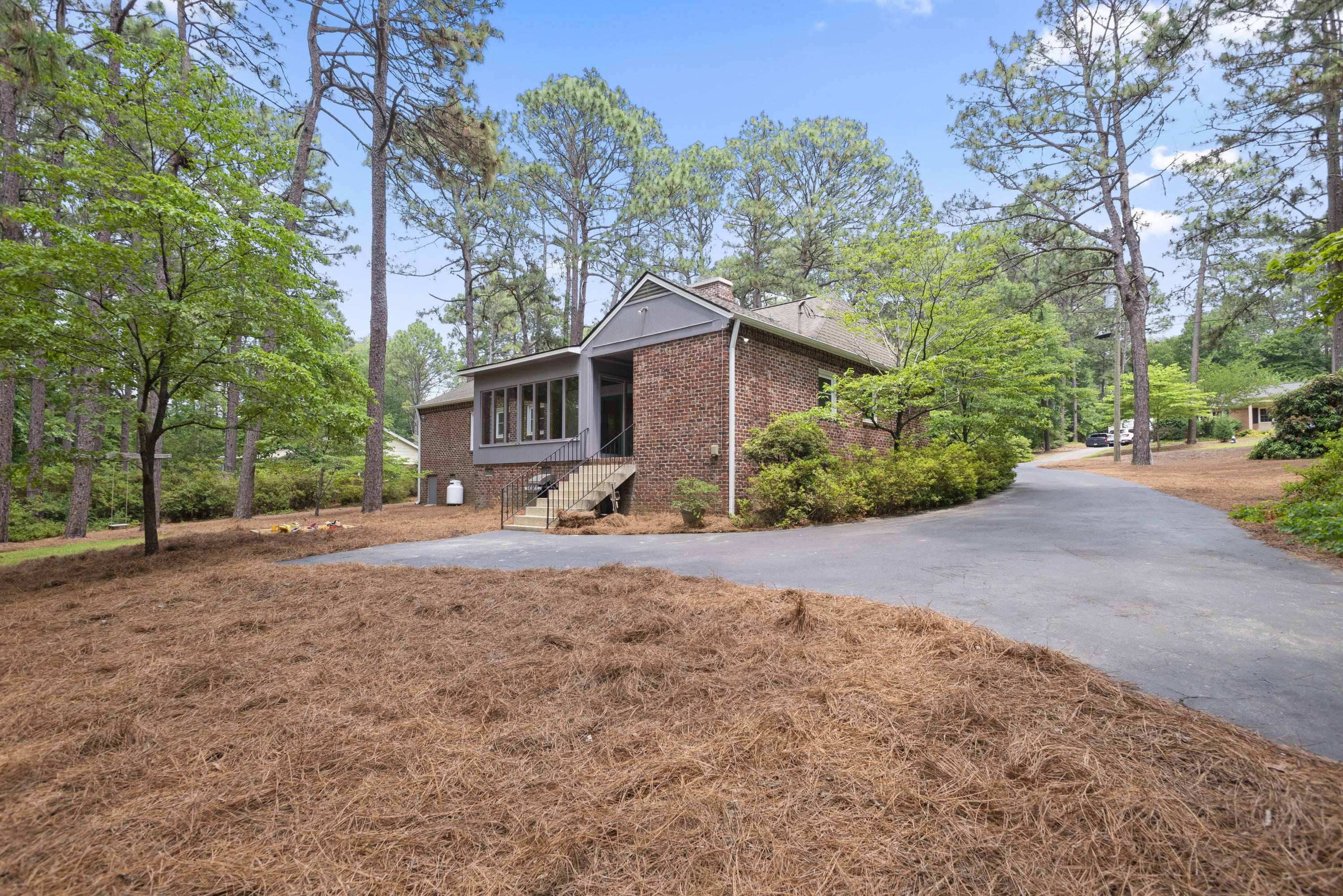 1040 Inverness Road Southern Pines, NC 28387 - Photo 27 of 29 04