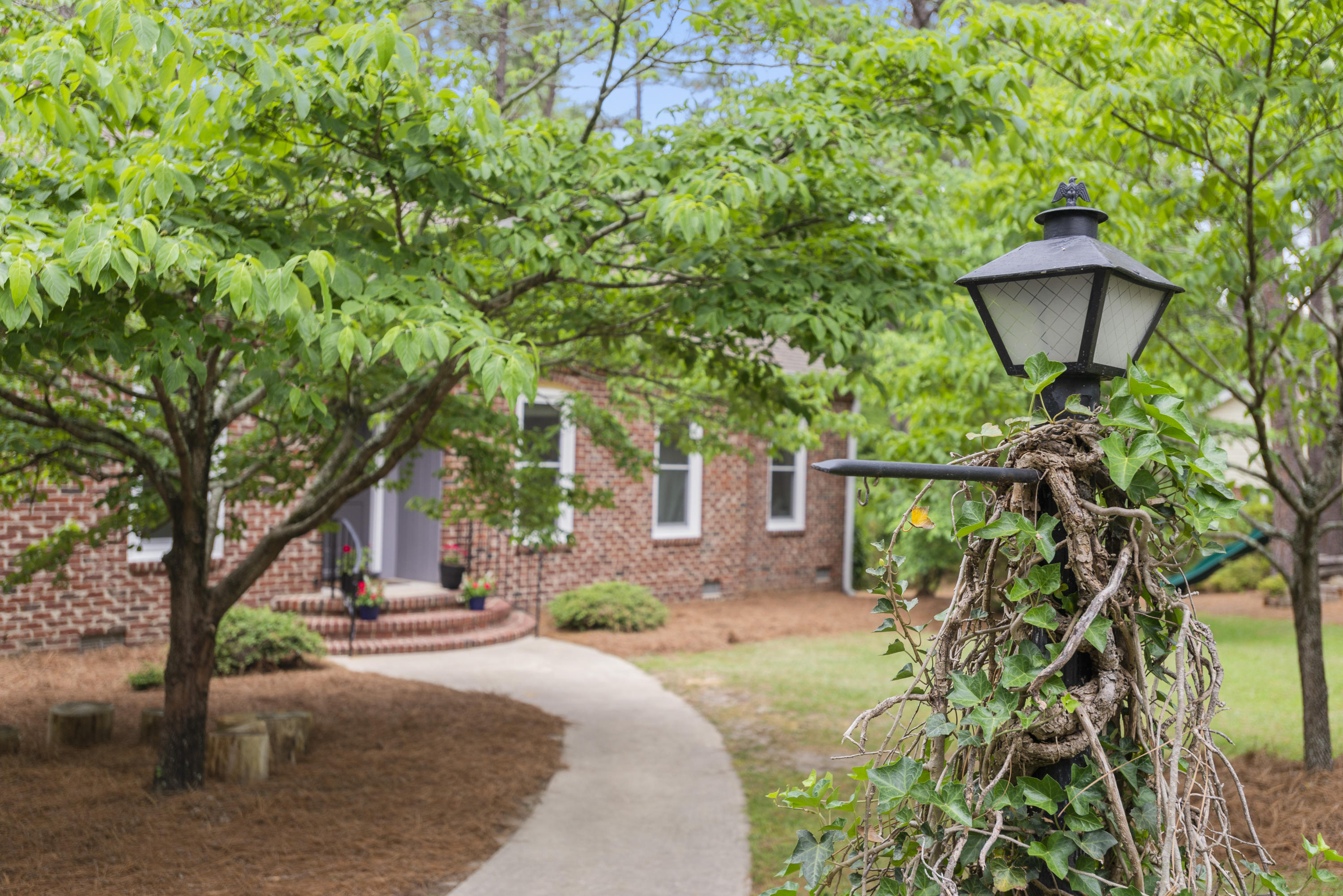 1040 Inverness Road Southern Pines, NC 28387 - Photo 3 of 29 01