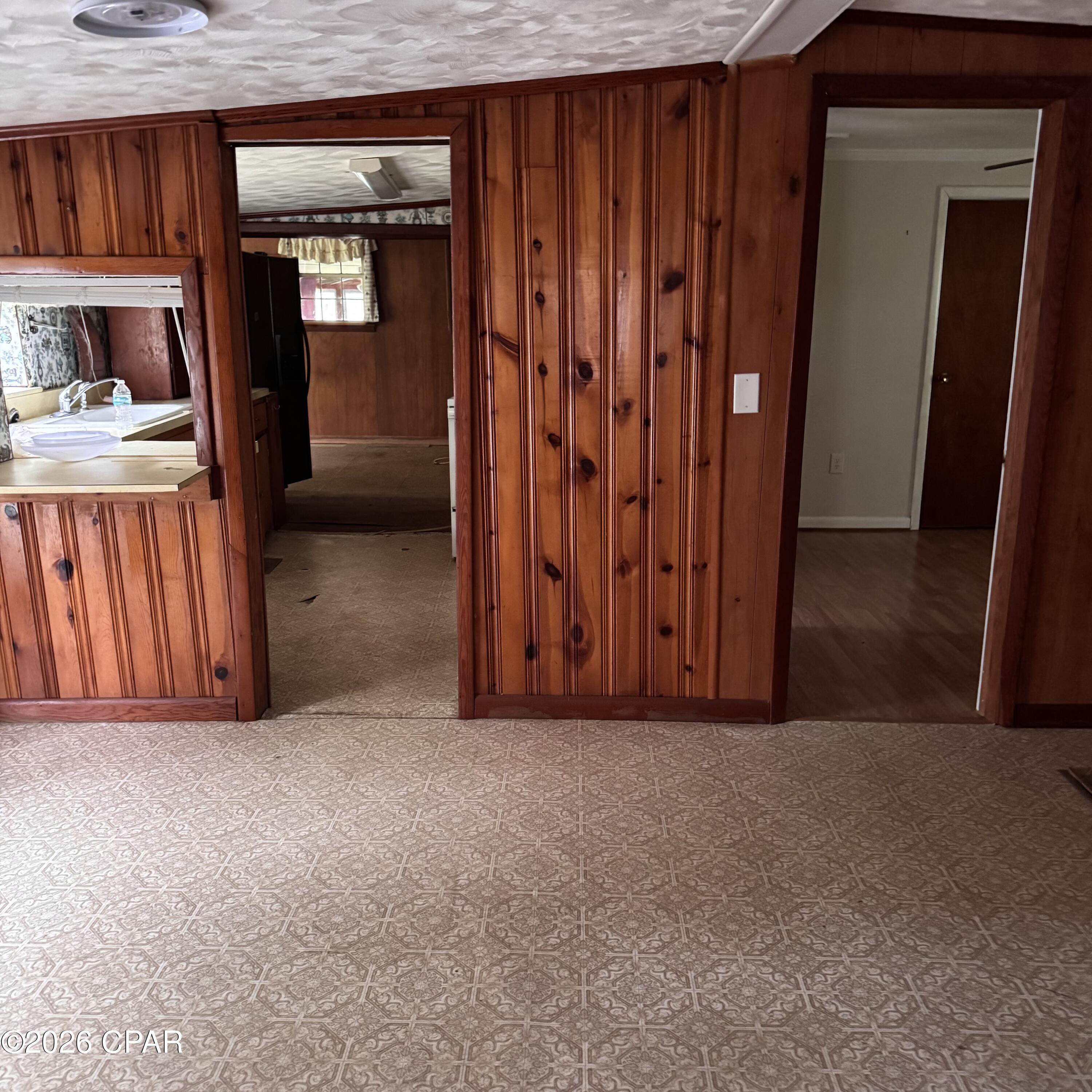 6775 Highway 90 Grand Ridge, FL 32442 - Photo 8 of 23