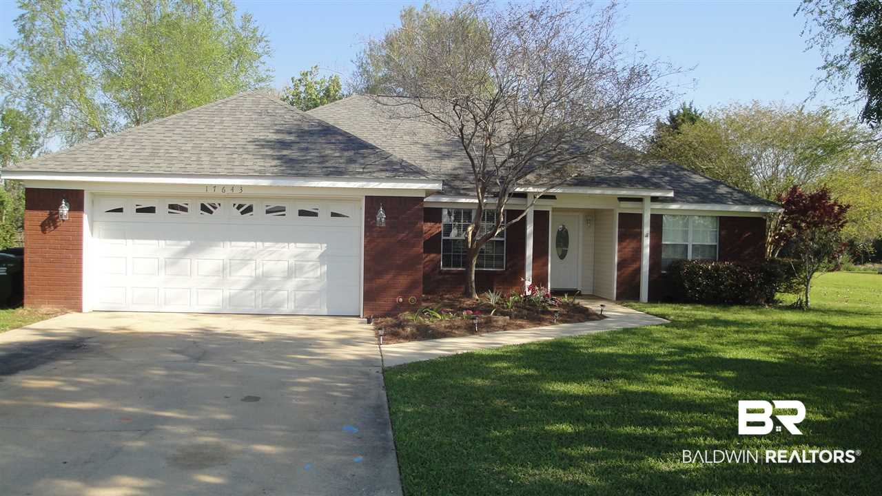 17643 Eastview Loop Foley, AL 36535 - Photo 2 of 14