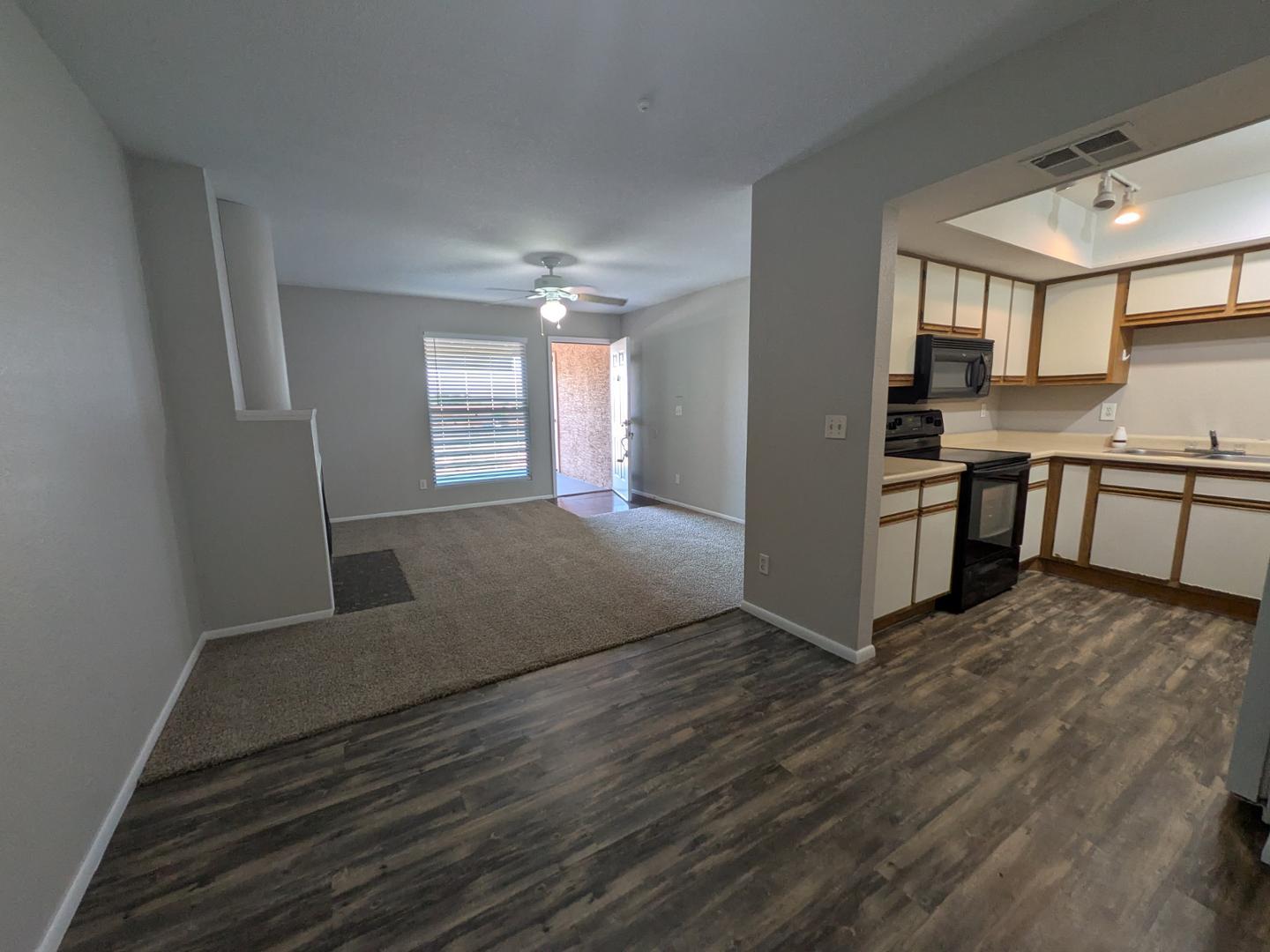 1340 North Recker Road, Unit 335 Mesa, AZ 85205 - Photo 2 of 14 Photo #2