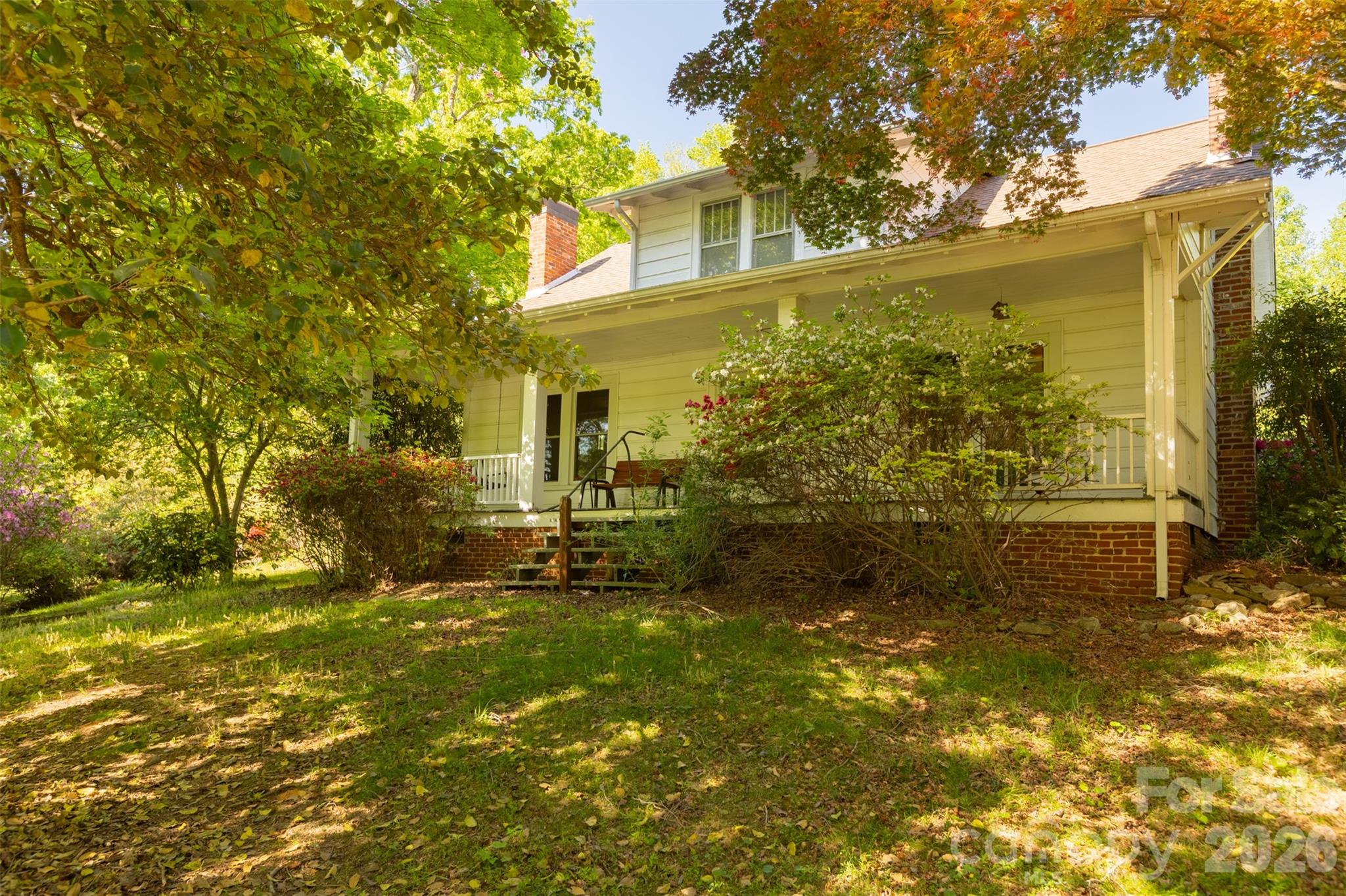 484 Yancey Road Marion, NC 28752 - Photo 2 of 33